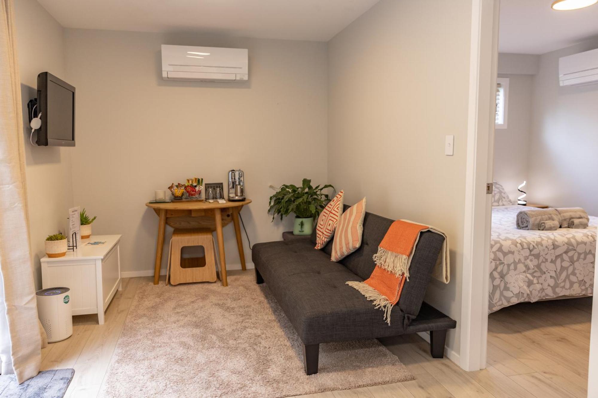 Back Garden Flat With Free On Street Parking And Fiber Wifi - 15 Mins To Ferry, Stadium, Cbd Wellington Extérieur photo
